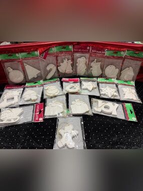 Paintable White Holiday Ornament Set – Blank Plaster Christmas Shapes